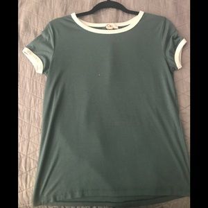 T-shirt with white trim